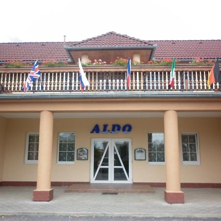 Hotel Aldo Uničov Exterior foto